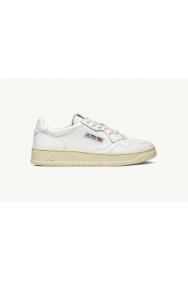 AUTRY MEDALIST LOW SNEAKERS White Leather
